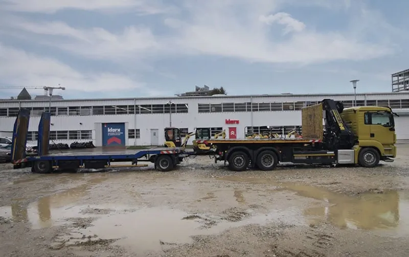 klarx's Logistics Center – Experience an Even Better Rental Process