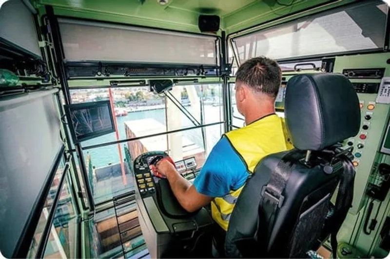Crane Operator