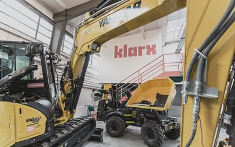 klarx-logistics-center-training-credits-schneestern